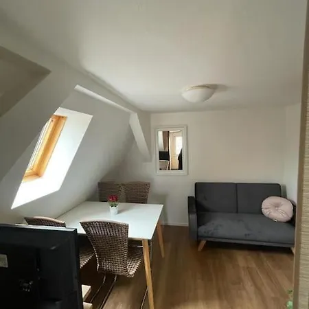 2-zimmer-apartment Mit Aussicht!