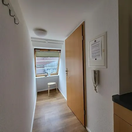 Appartamento 2-zimmer-apartment Mit Aussicht! Stoccarda