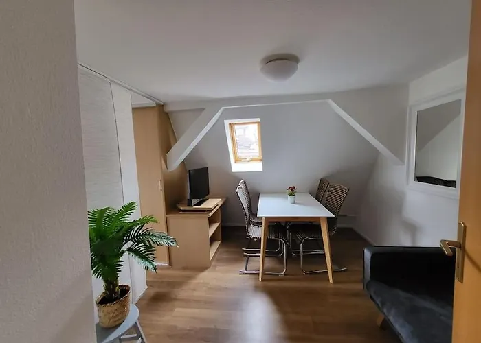 2-zimmer-apartment Mit Aussicht! *
